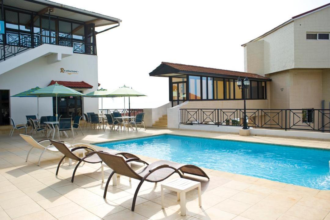 Hotel Barmoi Freetown Exterior photo